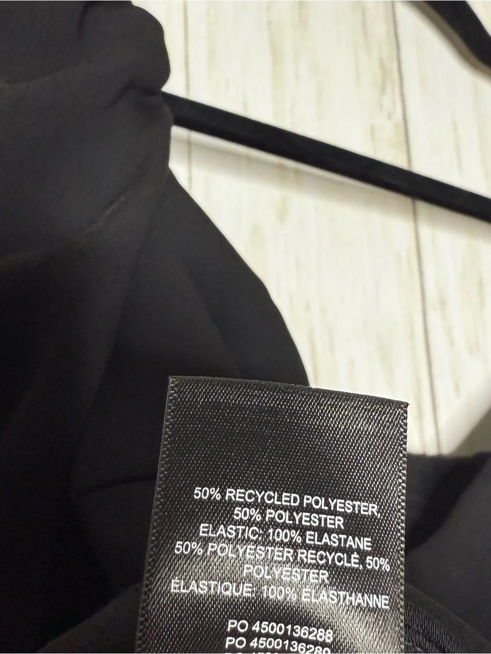 Aritzia Black Puff-Sleeve Sweetheart Top XS